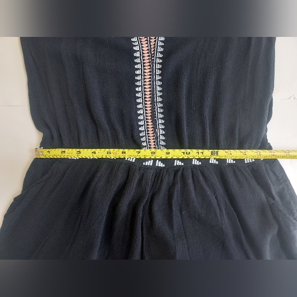 Ladies RIPCURL Black Gauzy Embroidered Shorts Romper W/Pockets Size M - Picture 10 of 11